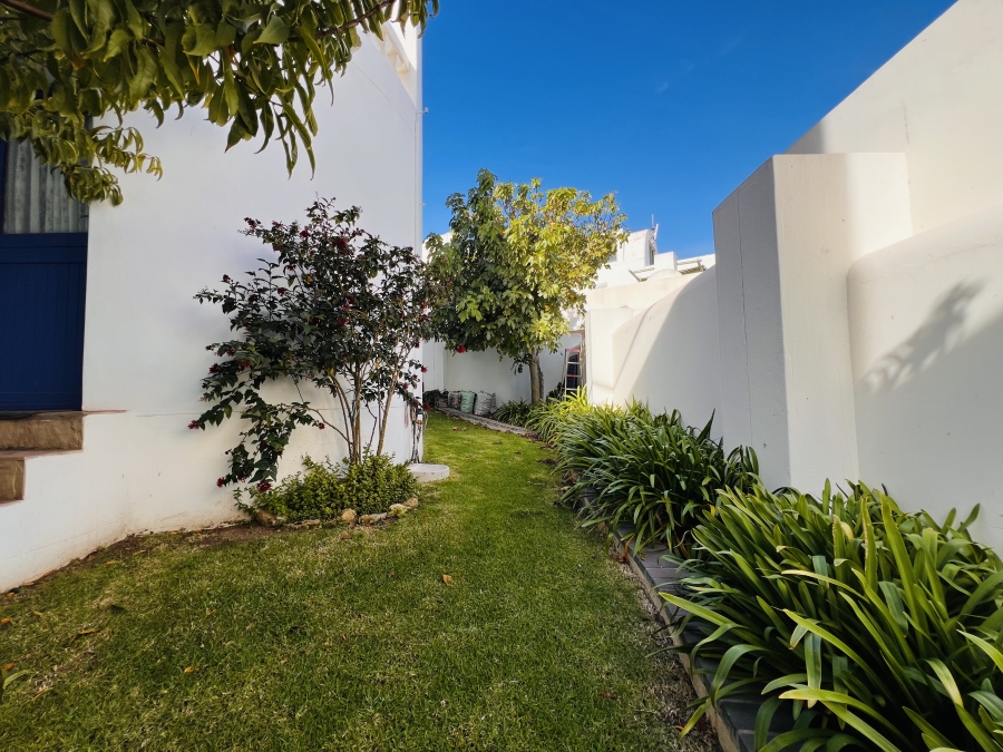 3 Bedroom Property for Sale in Paradise Beach Western Cape